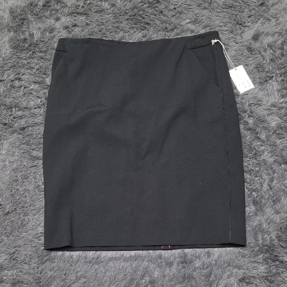 A New Day.  Classic Black Women's Pencil Skirt. Size 18. NWT!